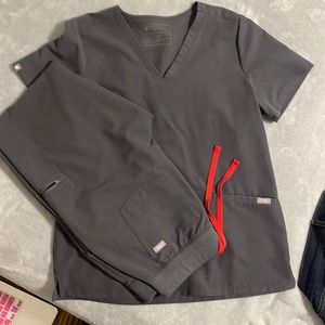 FIGS SCRUBS/ PANTS ARE ZAMORA JOGGER MEDIUM/ TOP IS MEDIUM